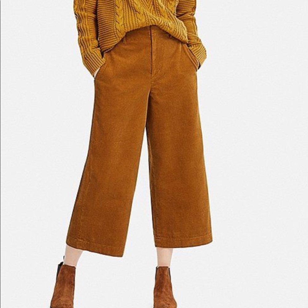 Uniqlo Corduroy High Waist Cropped Wide Leg Pants Sz 4